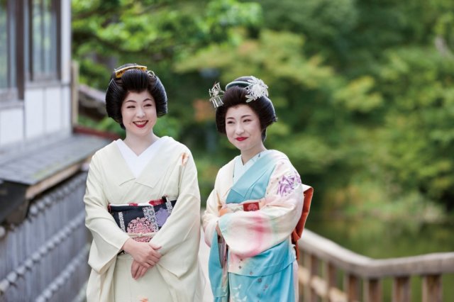 東山温泉街をぶらりぶらり