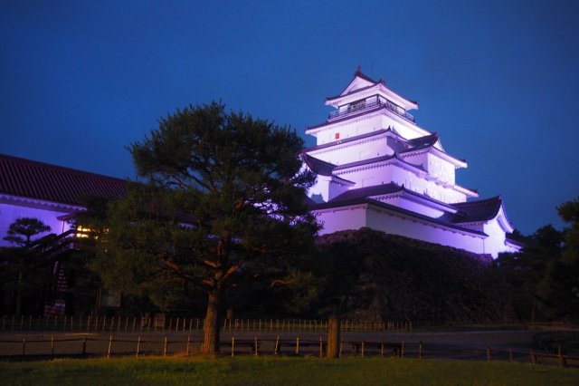 鶴ヶ城　夜間特別開館