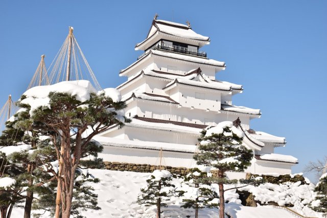 鶴ヶ城元旦登閣