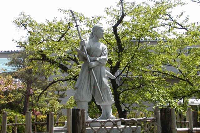 中野竹子殉節碑