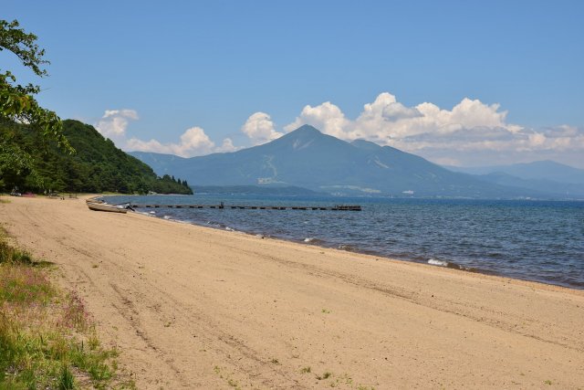 【湖水浴場の開設を中止します】猪苗代湖湖水浴場