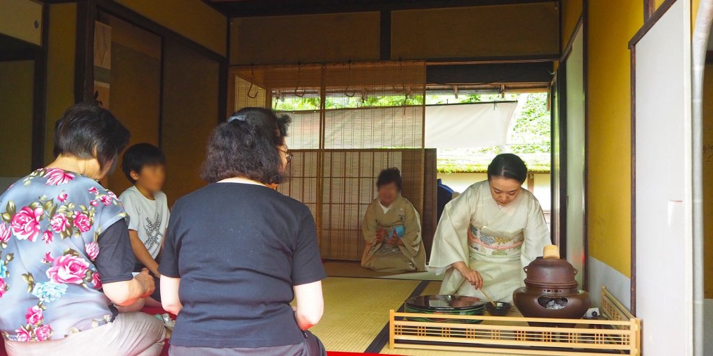 茶室麟閣　月釜