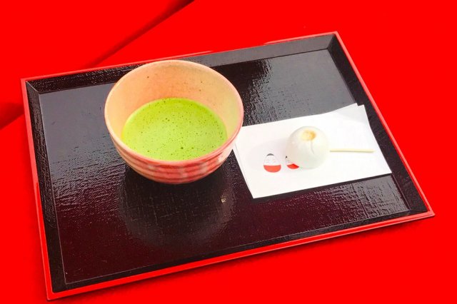 麟閣での抹茶