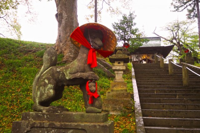 鶴ヶ城稲荷神社